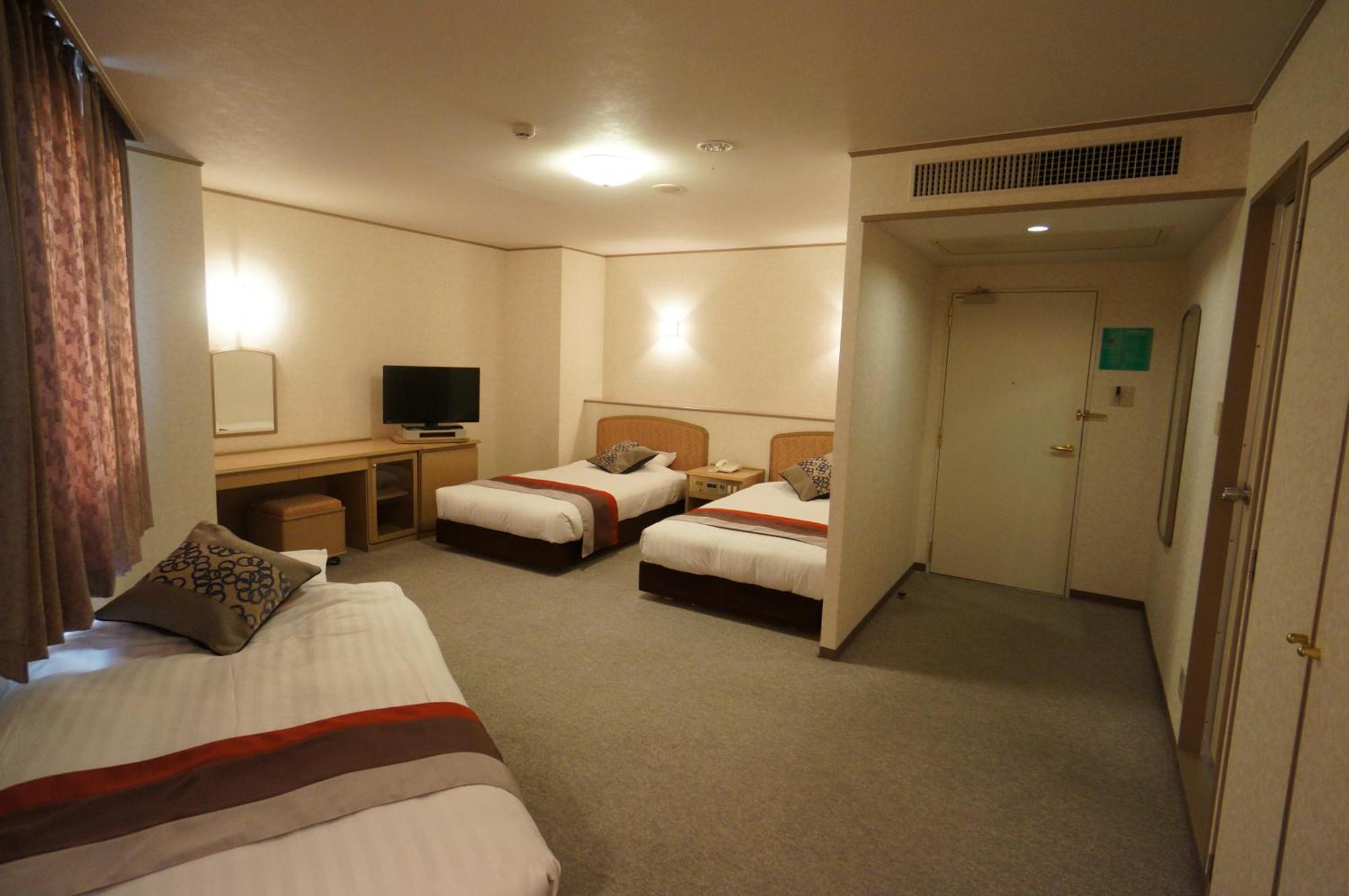 Hotel Areaone Hiroshima Wing Higashihiroshima Exterior foto